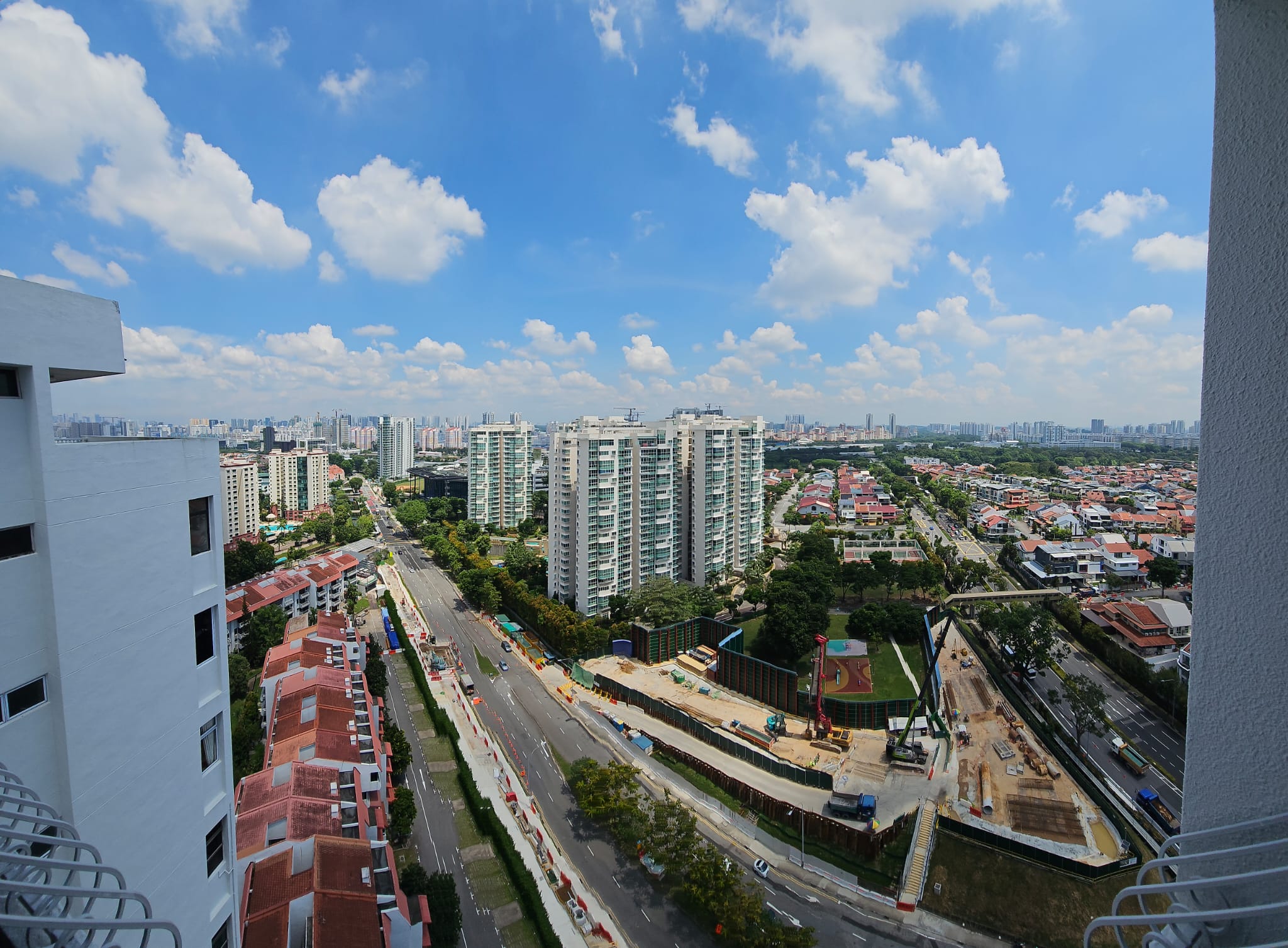 Chuan Park is a new condo launch at Lorong Chuan, the current Chuan Park condo that was enbloc and will soon be demolished to give way to 5 new Towers.